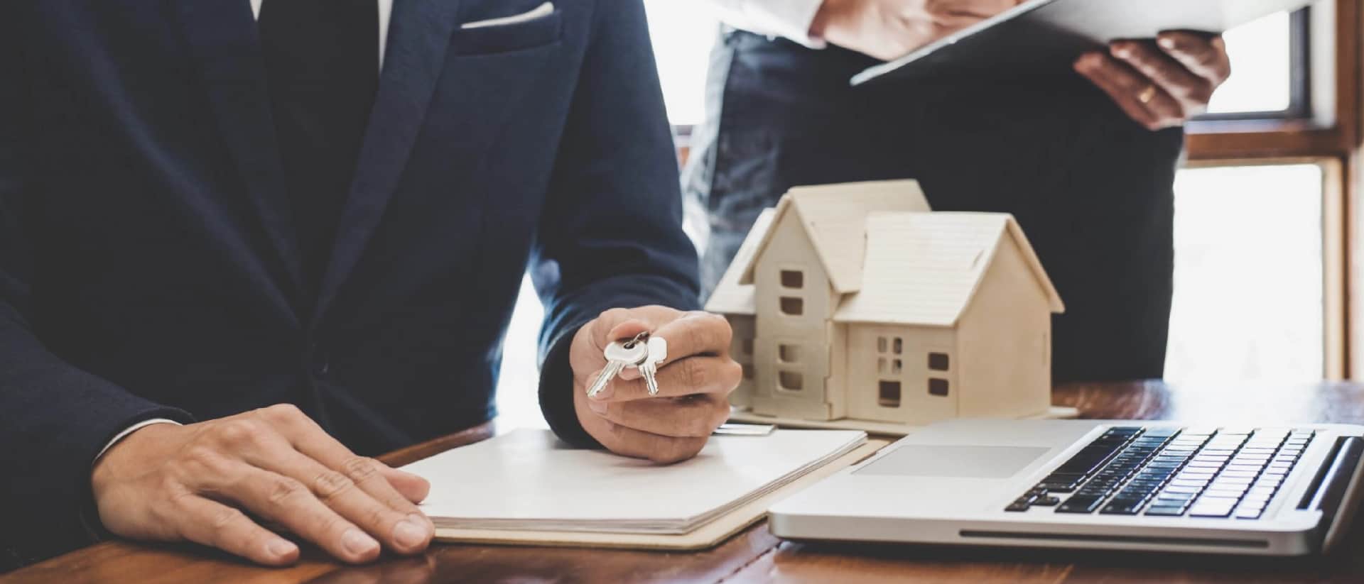 Guide for International Buyers Investors in Dubai