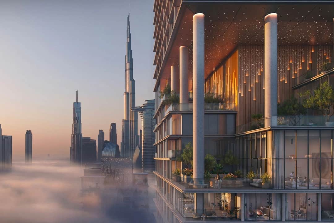 لقطة مقرّبة لمبنى فاخر مع إطلالة على برج خليفة