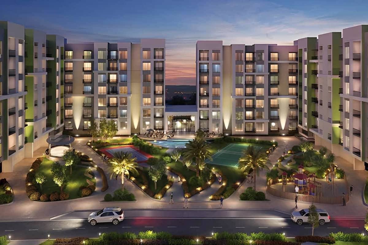 مجمع سكني فاخر على شاطئ البحر بمياه صافية
