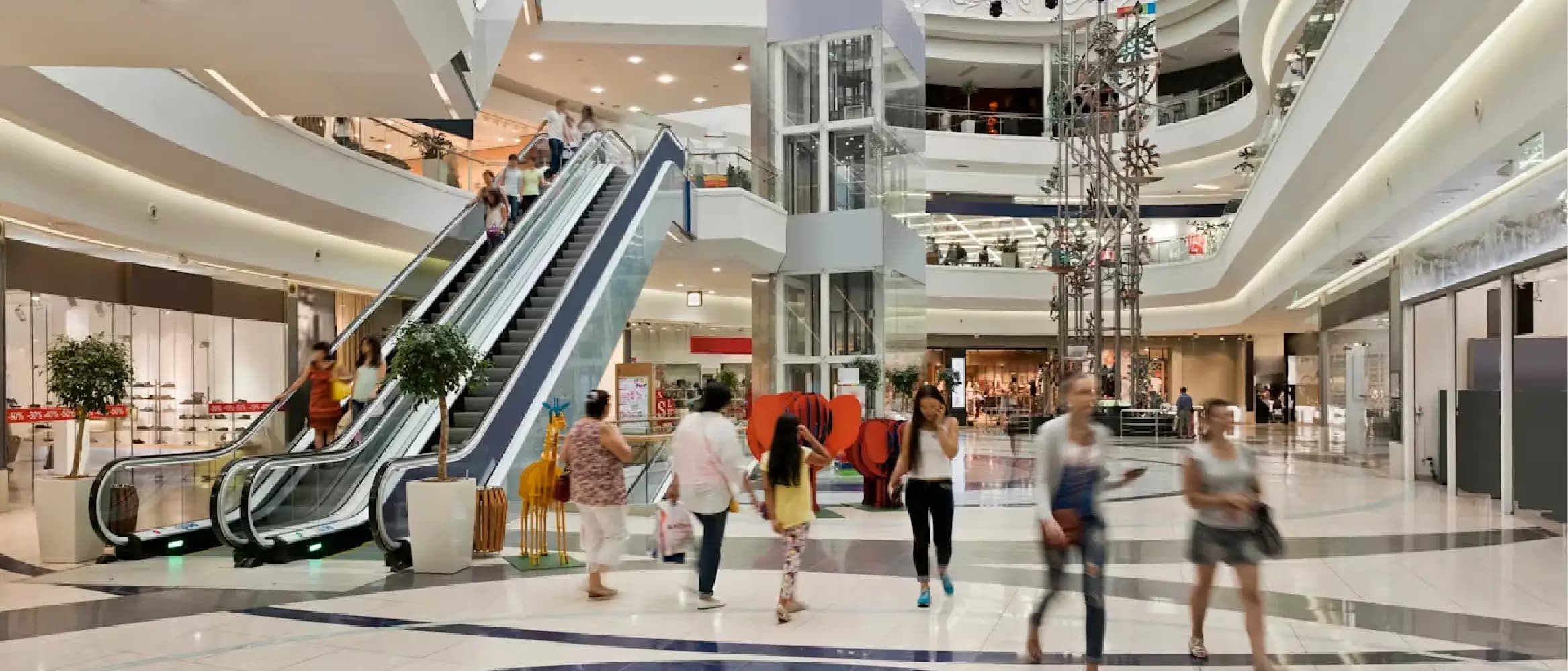 Grand Mall Ajman: A Humble Yet Happy Vibe Destination