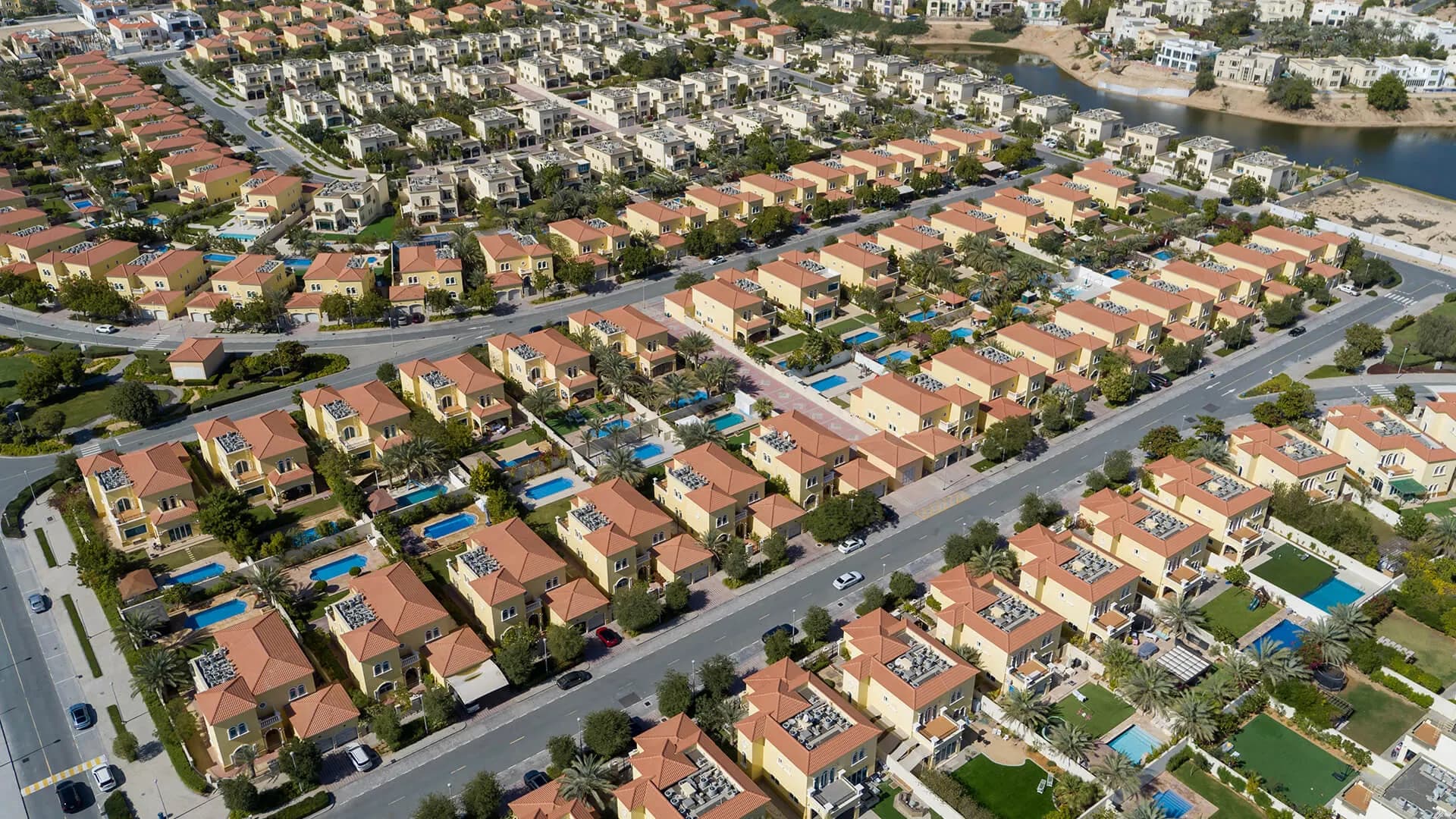 Off-Plan Plots in Jumeirah Park with APIL Properties