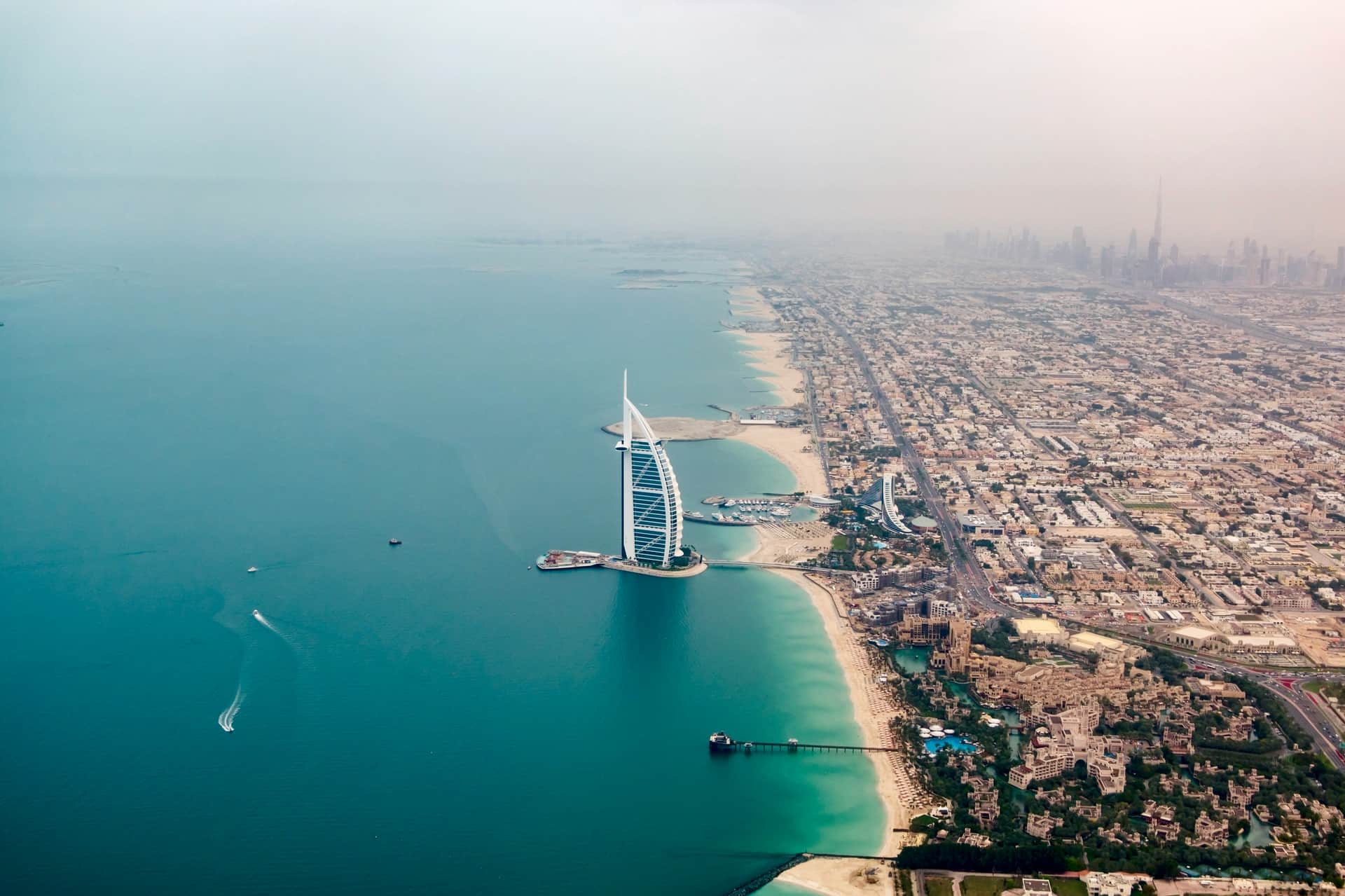 How is the nightlife in Dubai
